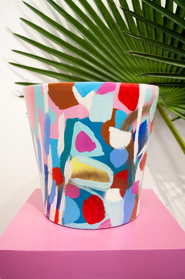 ABSTRACT PLANTER 2 - LARGE